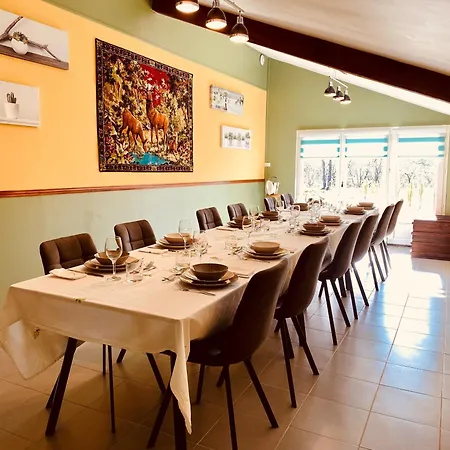 Two Homes With 6 Bedrooms, Air Con & Private Heated 10x4m Salt Water Pool - 40 Mins From Bergerac Dom wakacyjny *