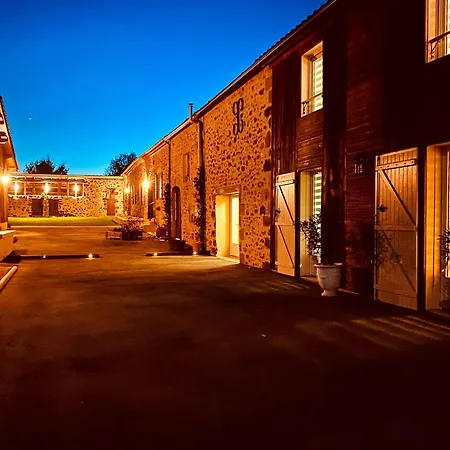 Two Homes With 6 Bedrooms, Air Con & Private Heated 10x4m Salt Water Pool - 40 Mins From Bergerac
