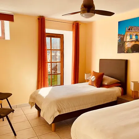 4-star Tourism Rated Home, 6 Bedrooms, With Air Con & Private Heated 10x4m Salt Water Pool - 45 Mins From Sarlat Capdrot