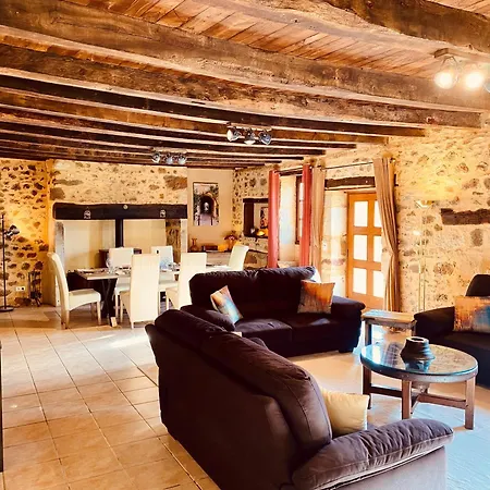 Two Homes With 6 Bedrooms, Air Con & Private Heated 10x4m Salt Water Pool - 40 Mins From Bergerac Dom wakacyjny
