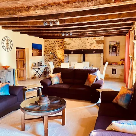 Casa vacanze Two Homes With 6 Bedrooms, Air Con & Private Heated 10x4m Salt Water Pool - 40 Mins From Bergerac