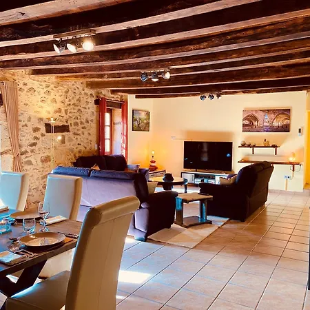 Two Homes With 6 Bedrooms, Air Con & Private Heated 10x4m Salt Water Pool - 40 Mins From Bergerac Semesterbostad *