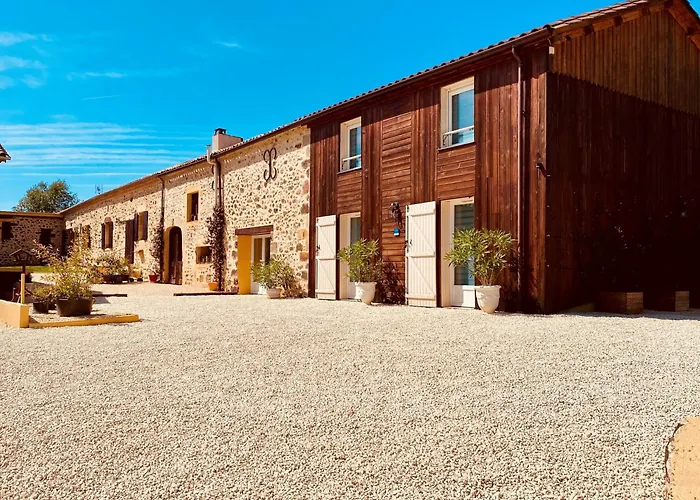 Two Homes With 6 Bedrooms, Air Con & Private Heated 10x4m Salt Water Pool - 40 Mins From Bergerac *